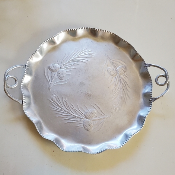 Vintage Meat Platter w/Round Scalloped Rim Perfect for Thanksgiving & Holidays - Picture 1 of 8